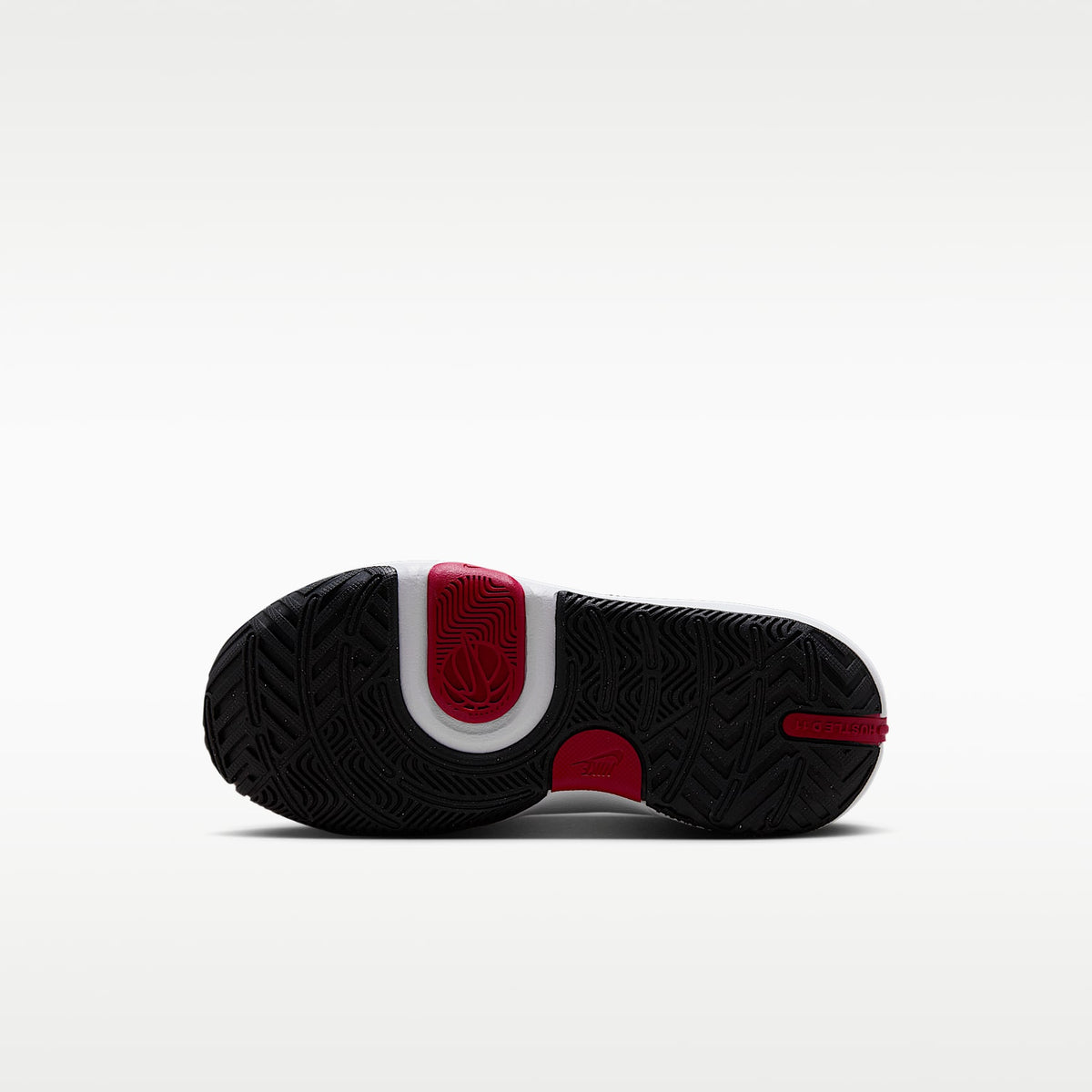 Nike Team Hustle D 11 – Gris cemento/Negro/Blanco/Rojo gimnasio – vista 2