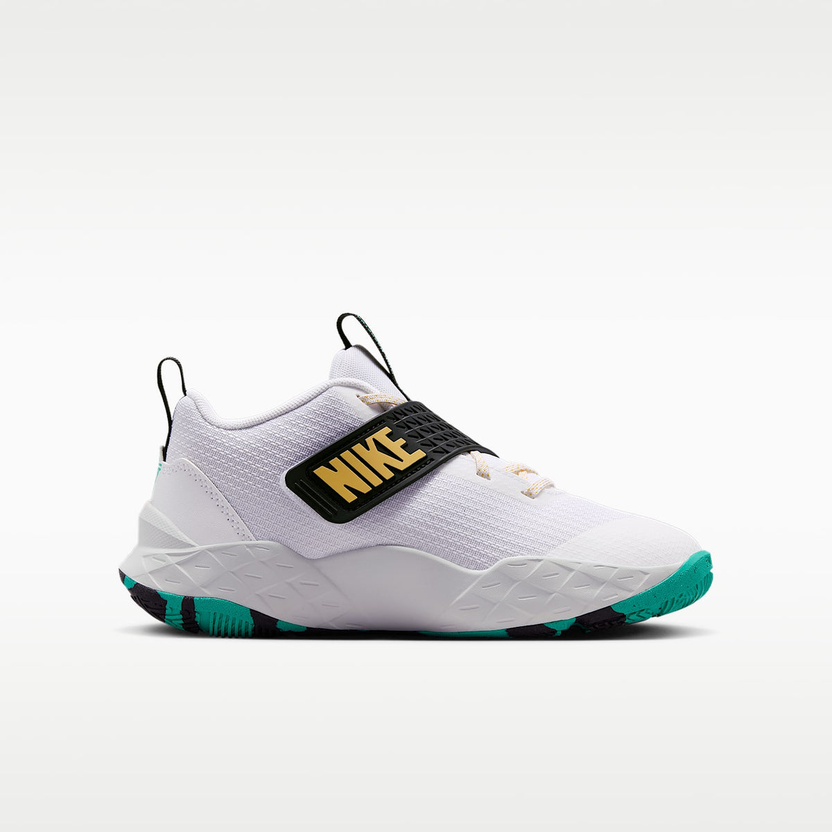 Nike Team Hustle D 12 – Blanco/Negro/Esmeralda transparente/Oro topacio – vista 3
