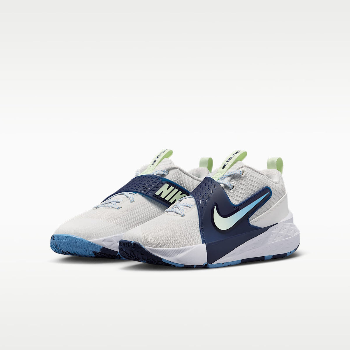 Nike Team Hustle D 12 – Blanco cumbre/Azul marino medianoche/Azul universitario/Tinte volt – vista 5