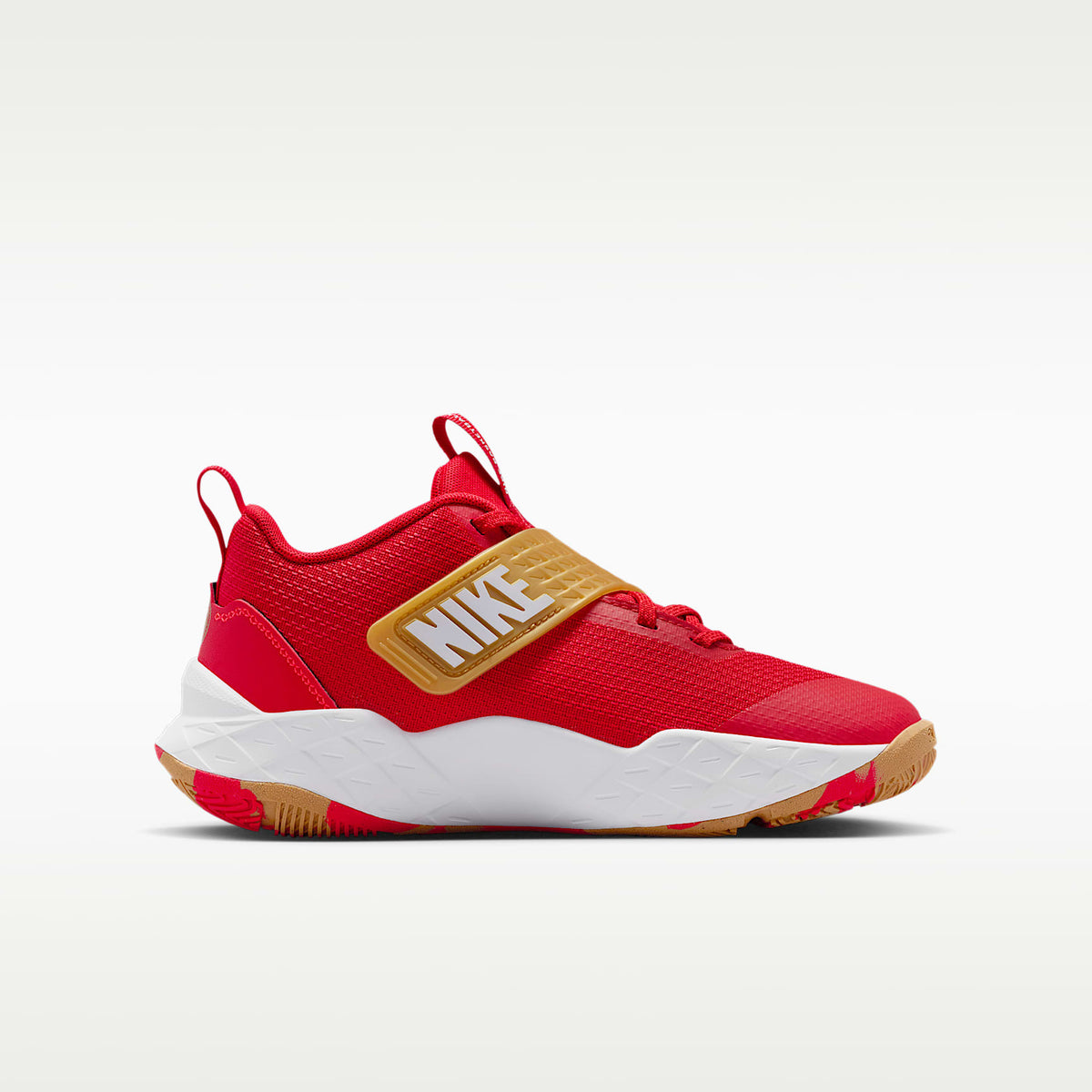 Nike Team Hustle D 12 – Rojo universitario/Oro metalizado/Carmesí brillante/Blanco – vista 3
