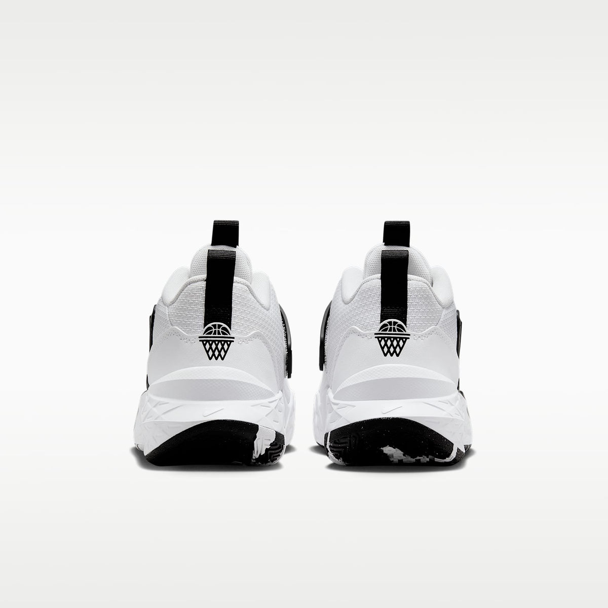 Nike Team Hustle D 12 – Blanco/Negro/Blanco – vista 6
