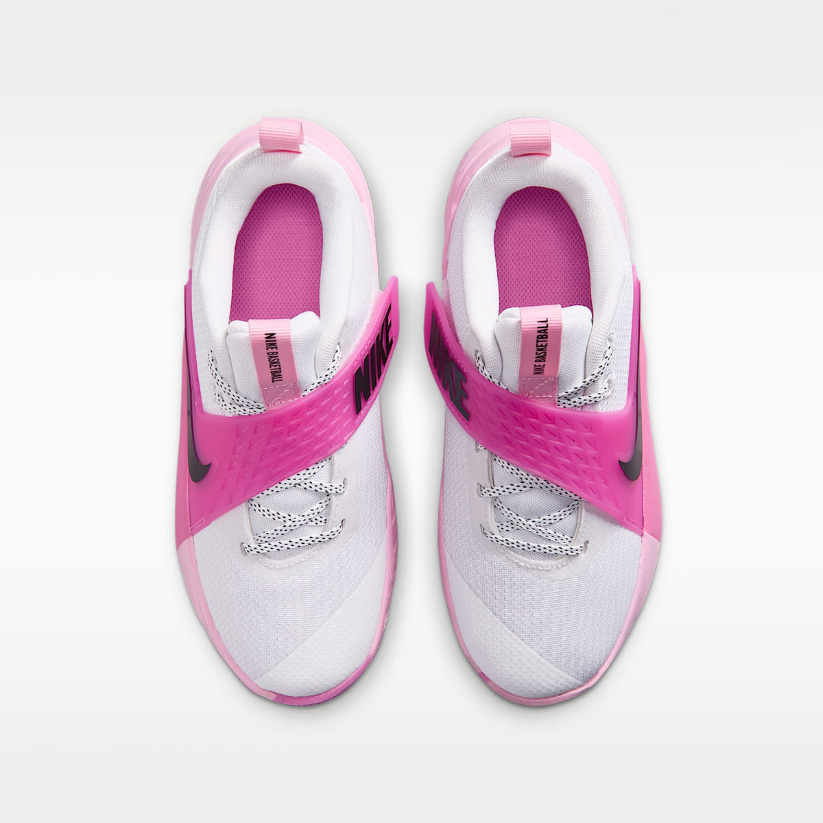 Nike Team Hustle D 12 – Blanco/Rosa amanecer/Rosa alegre/Negro – vista 4