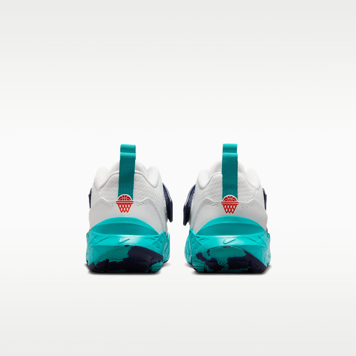 Nike Team Hustle D 12 – Blanco cumbre/Energía/Azul marino medianoche/Naranja seguridad – vista 6