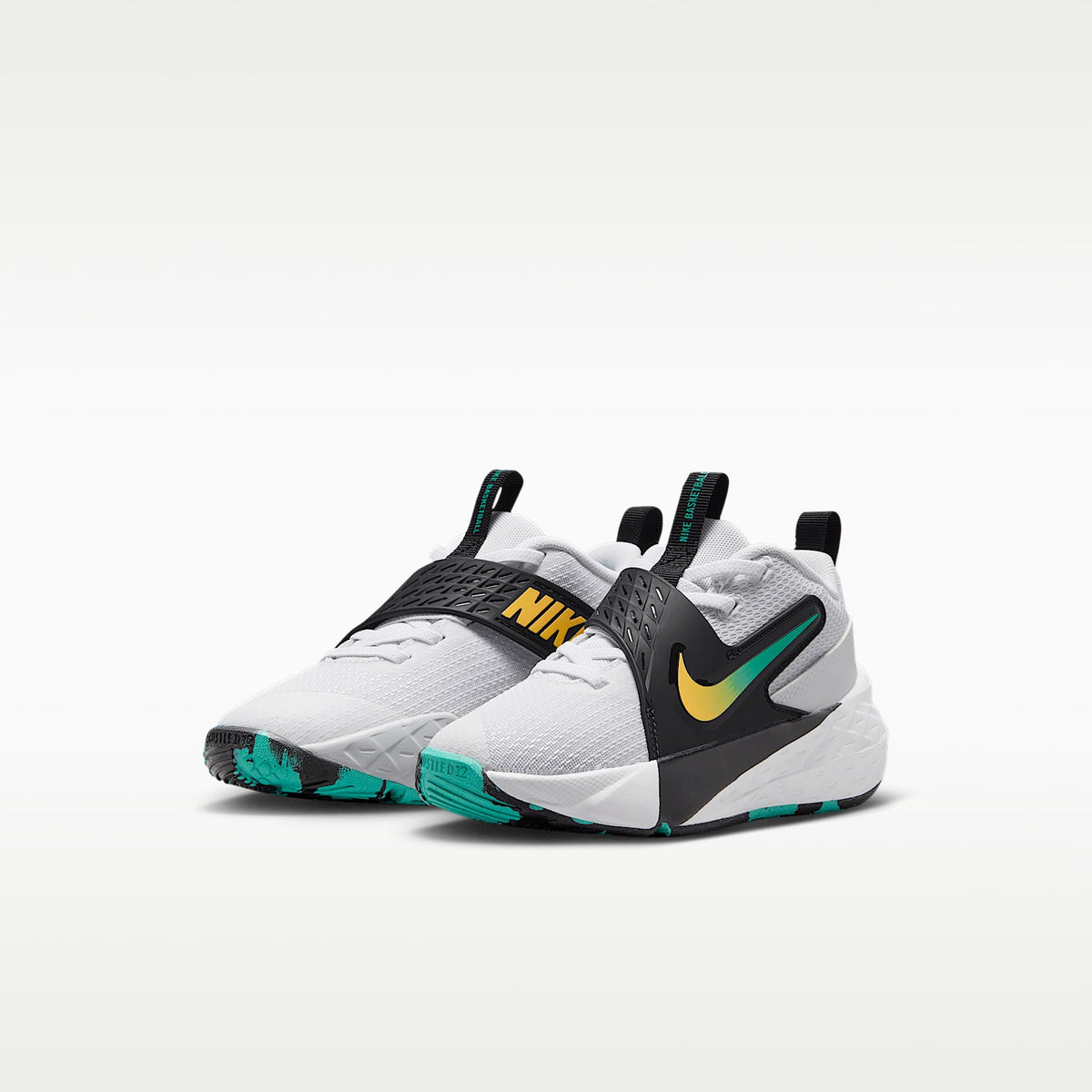 Nike Team Hustle D 12 – Blanco/Negro/Esmeralda transparente/Oro topacio – vista 5