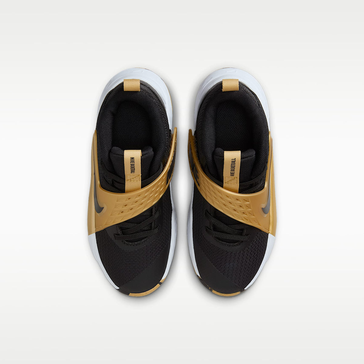 Nike Team Hustle D 12 – Negro/Oro metalizado/Blanco/Negro – vista 4