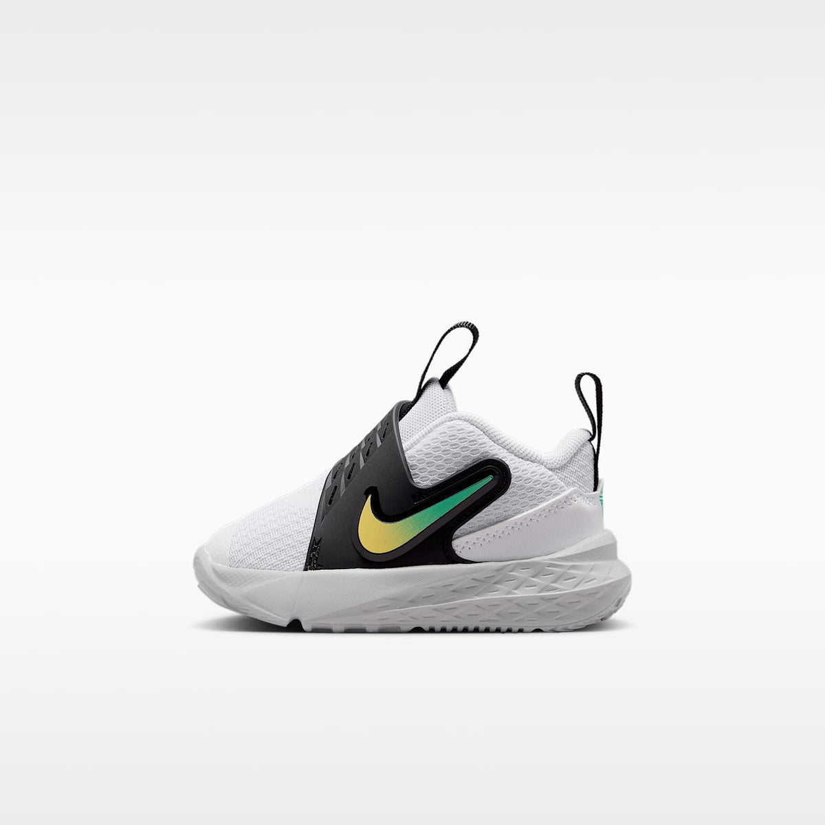 Nike Team Hustle D 12 – Blanco/Negro/Esmeralda transparente/Oro topacio – vista 1