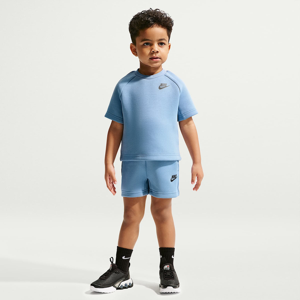 Conjunto de playera y shorts de Tech Fleece infantil Nike – Azul de trabajo – vista 1