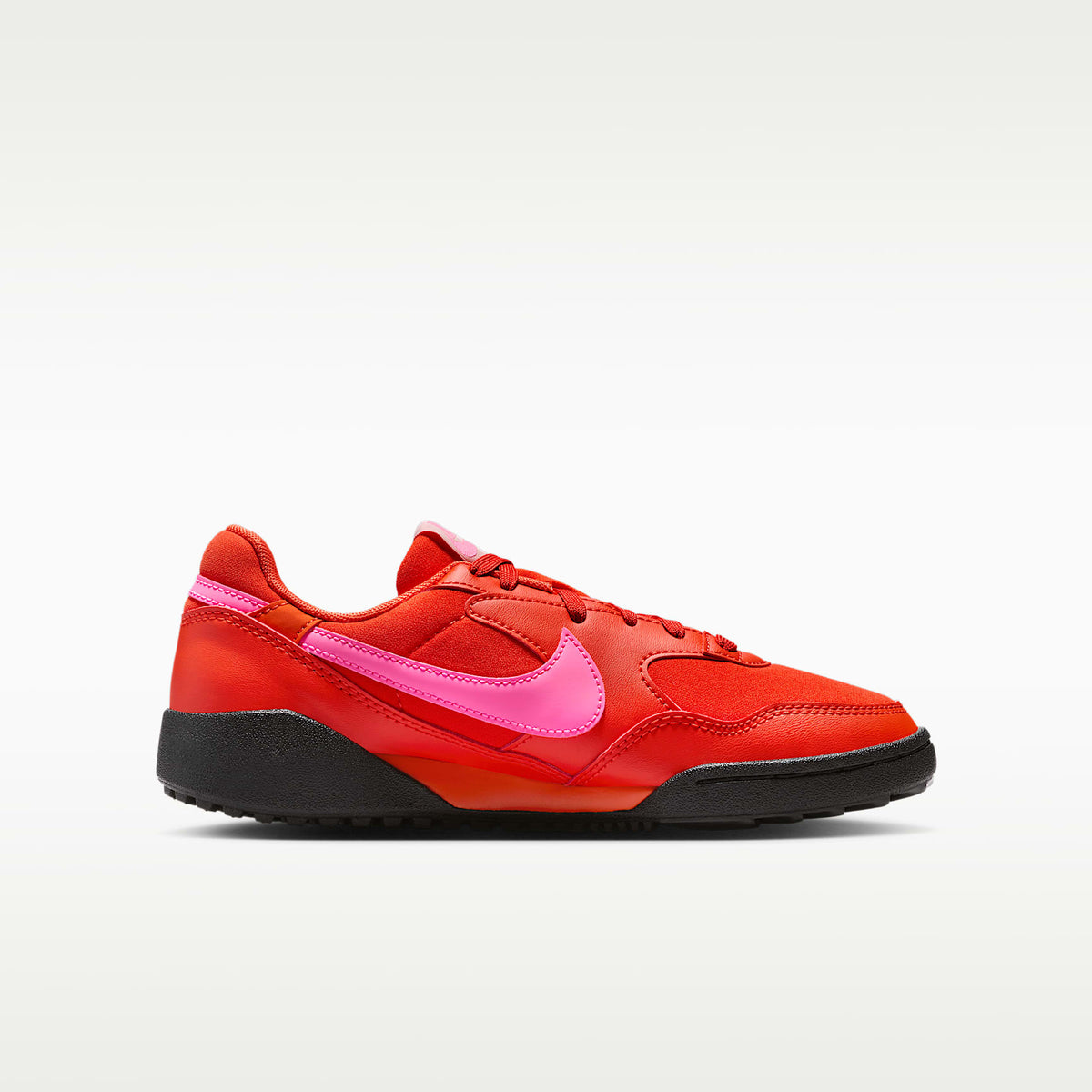 Nike Terra Manta – Rojo picante/Negro/Rosa resplandor – vista 3