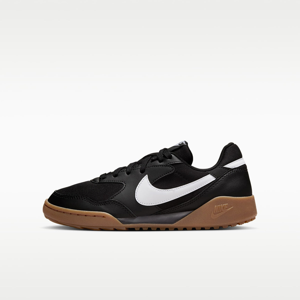Nike Terra Manta – Negro/Marrón medio goma/Blanco – vista 1