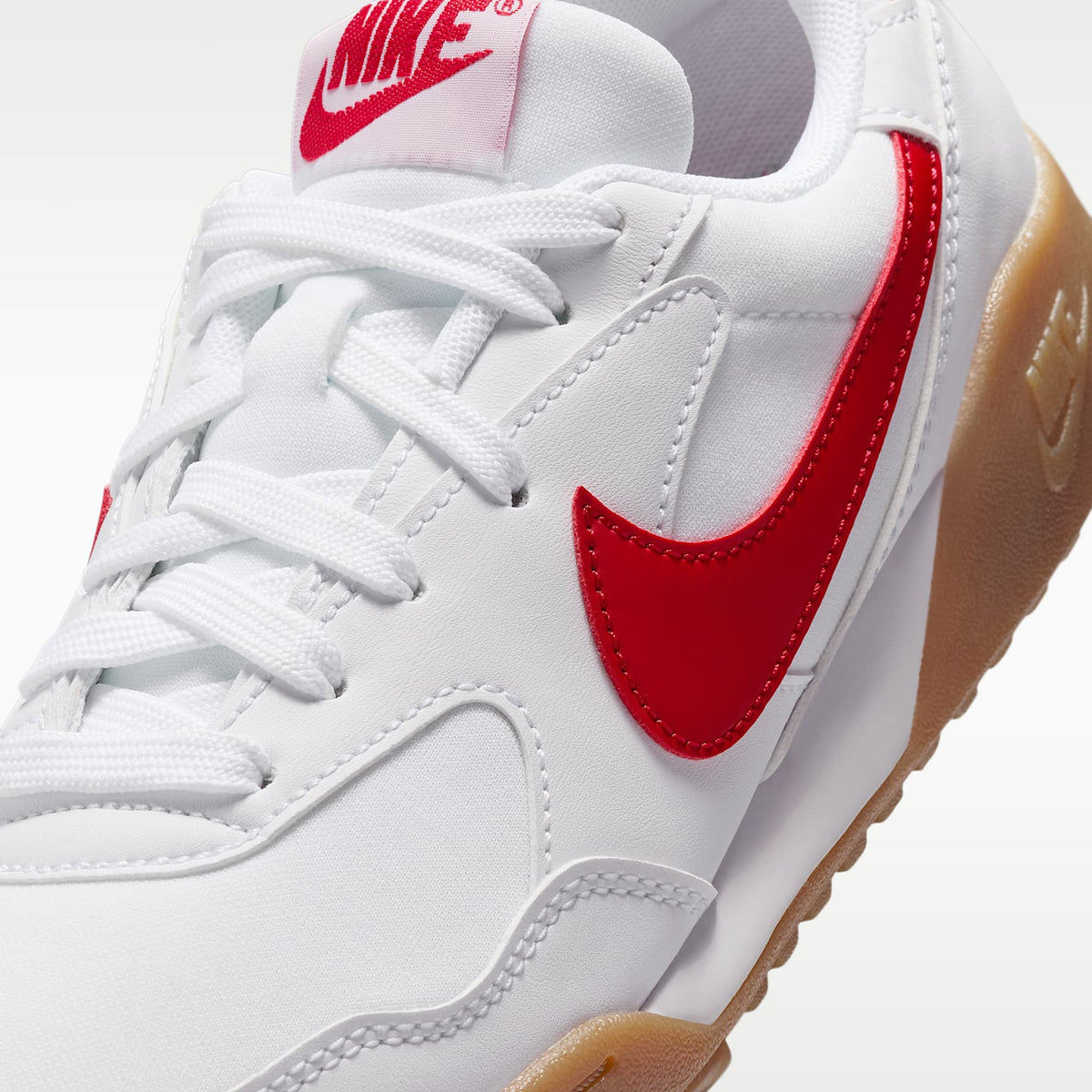 Nike Terra Manta – Blanco/Marrón claro goma/Rojo gimnasio – vista 7