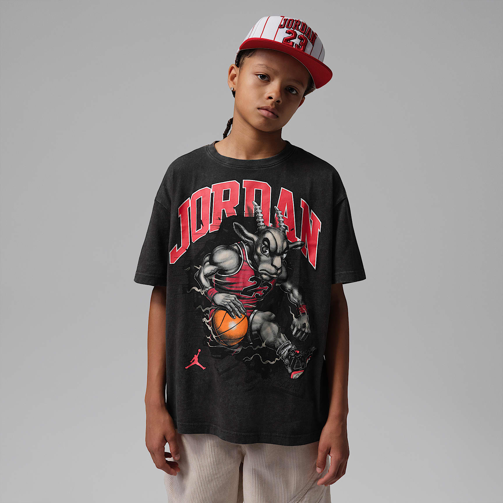 Playera The Goat para niños talla grande Jordan – Sombrío apagado – vista 1