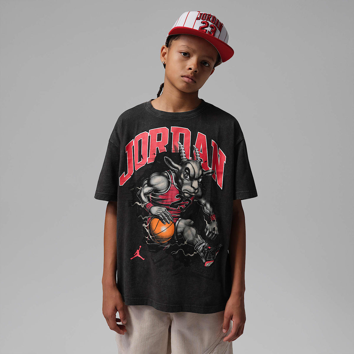 Playera The Goat para niños talla grande Jordan – Sombrío apagado – vista 1
