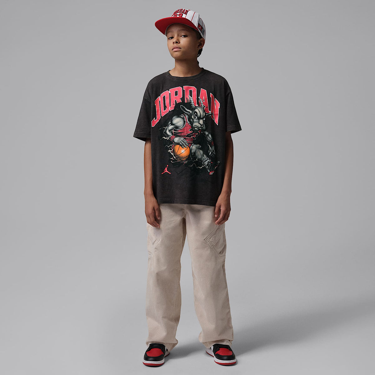Playera The Goat para niños talla grande Jordan – Sombrío apagado – vista 5