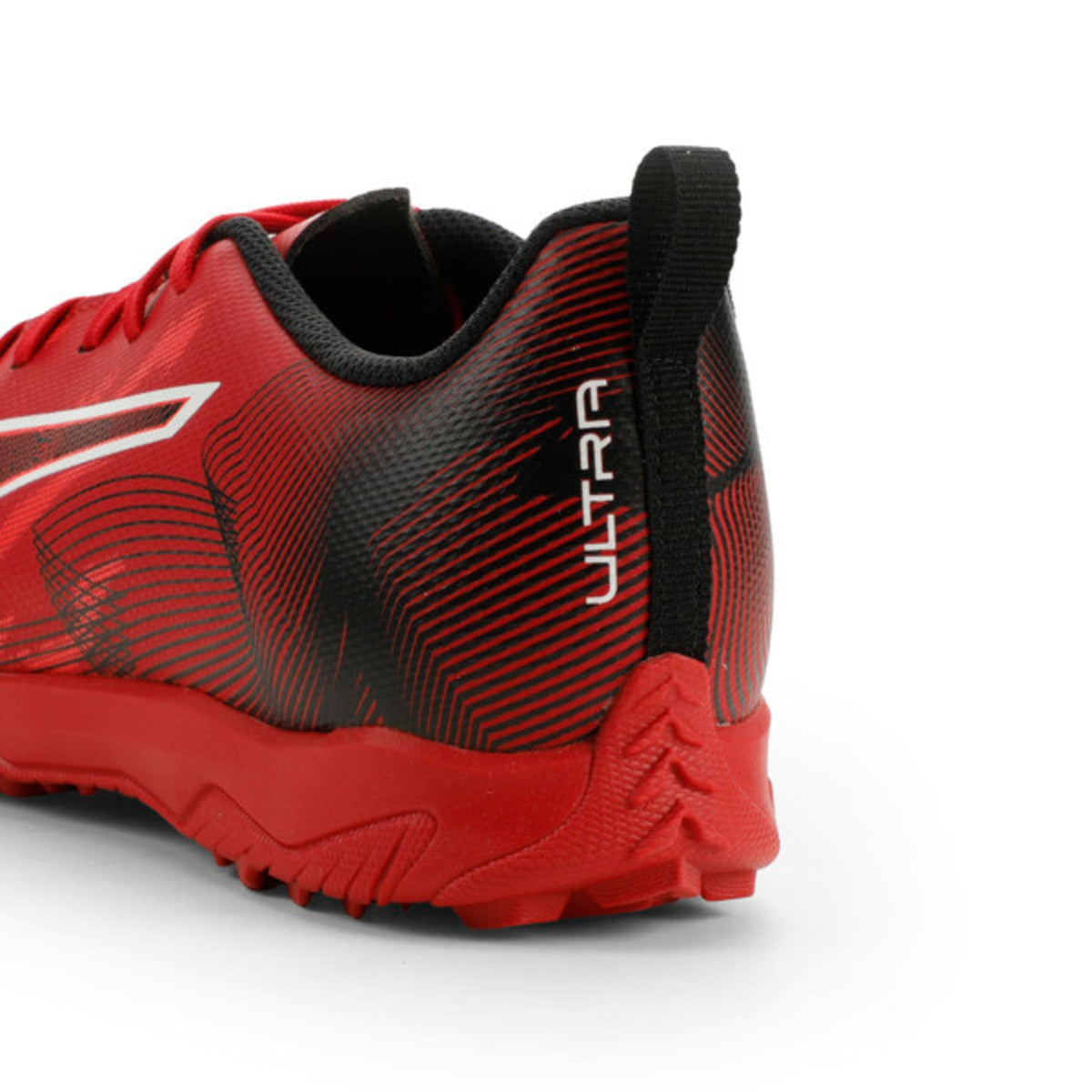 Tacos de futbol ULTRA 6 PLAY CP TT para jóvenes – PUMA Black-Fast Red-Fire Orchid – vista 3