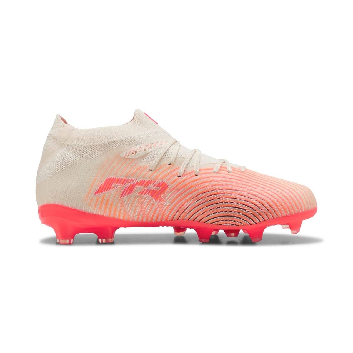 2 Colores, Tacos de futbol juveniles para superficies firmes y artificiales FUTURE 9 PRO – Sugared Almond-PUMA White-Ultra Red-PUMA Black – vista 5