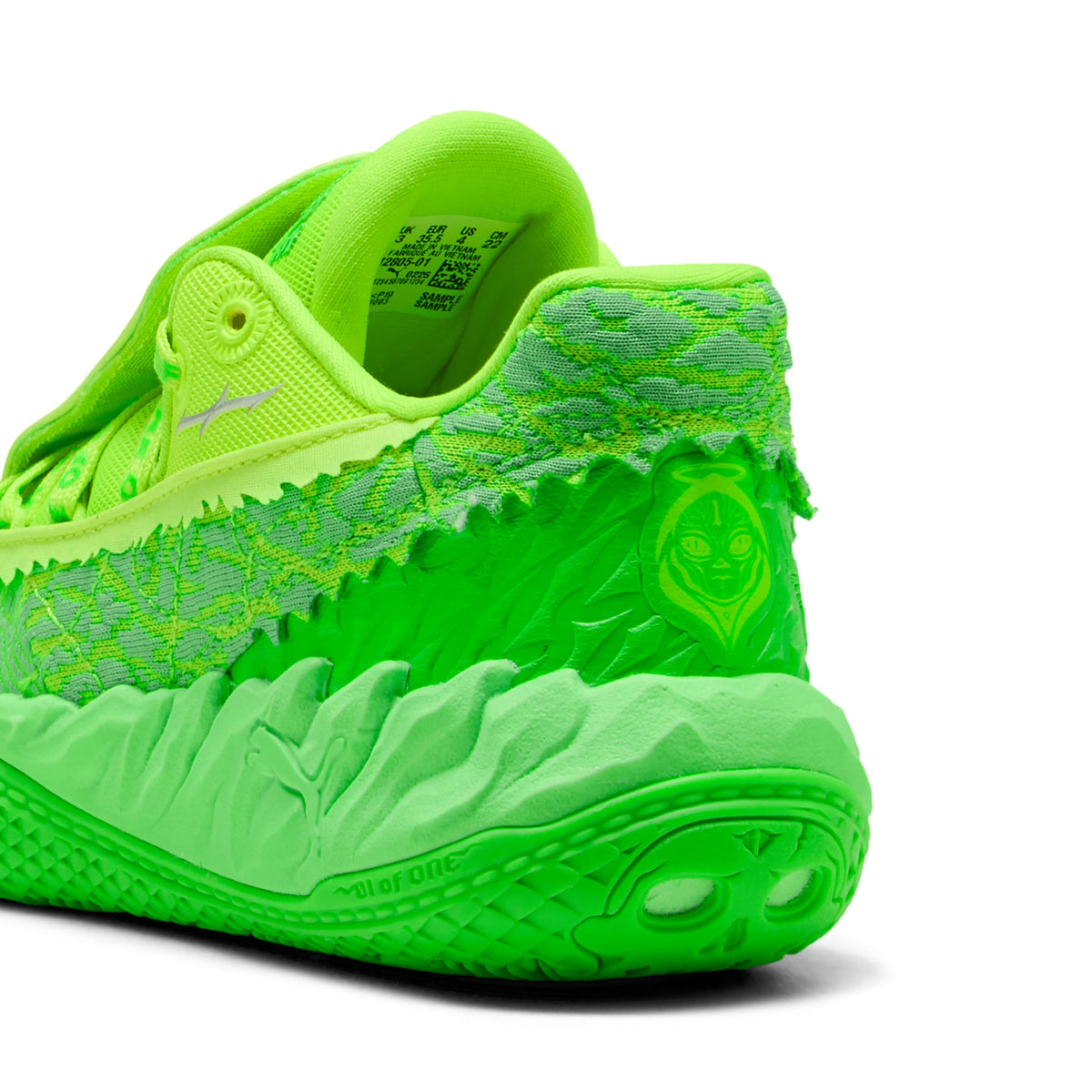 Tenis de básquet MB.05 Flourish para adolescentes – Fluro Green Pes-Fluro Yellow Pes – vista 3