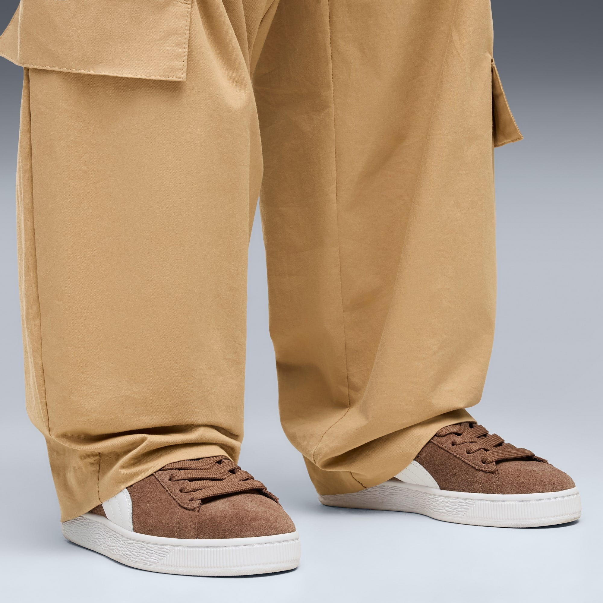 7 Colores, Tenis juvenil Suede Classic – Haute Coffee-PUMA White – vista 2