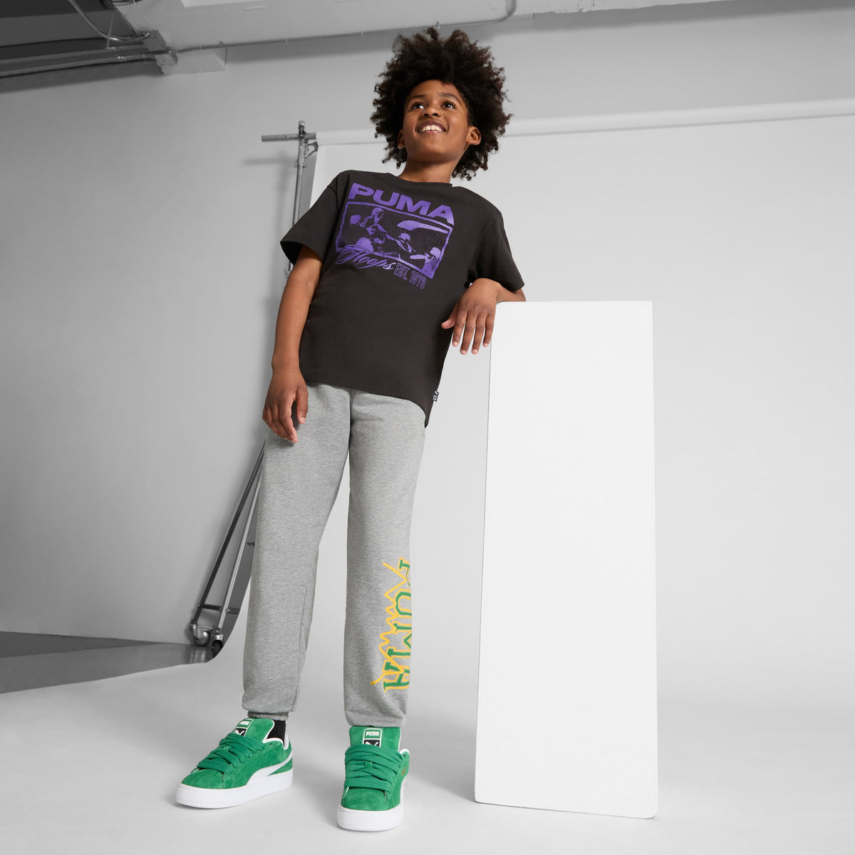 7 Colores, Tenis juvenil Suede XL – Archive Green-PUMA White – vista 3