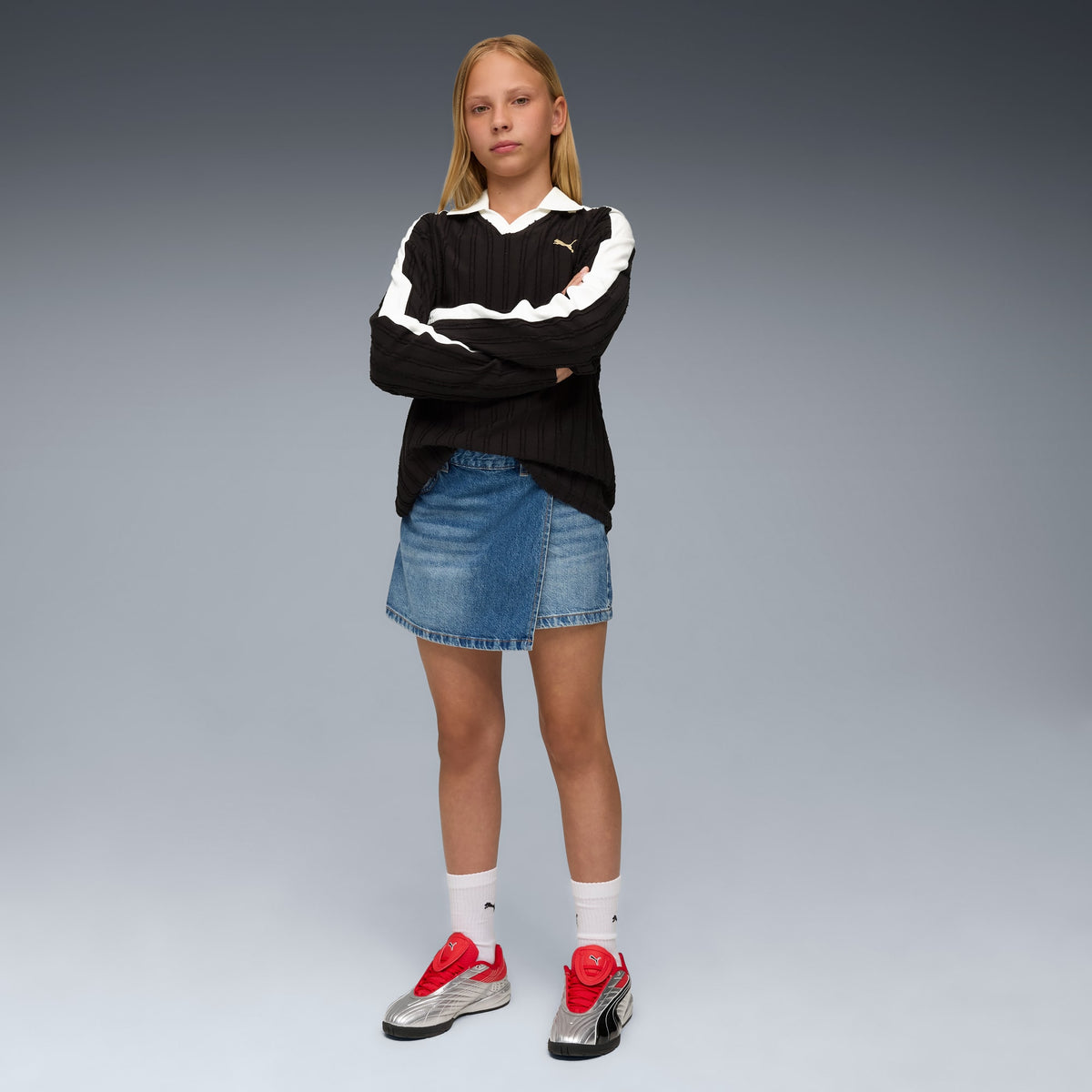 2 Colores, Tenis juvenil V-S2 Goalgetter – PUMA Silver-For All Time Red – vista 3