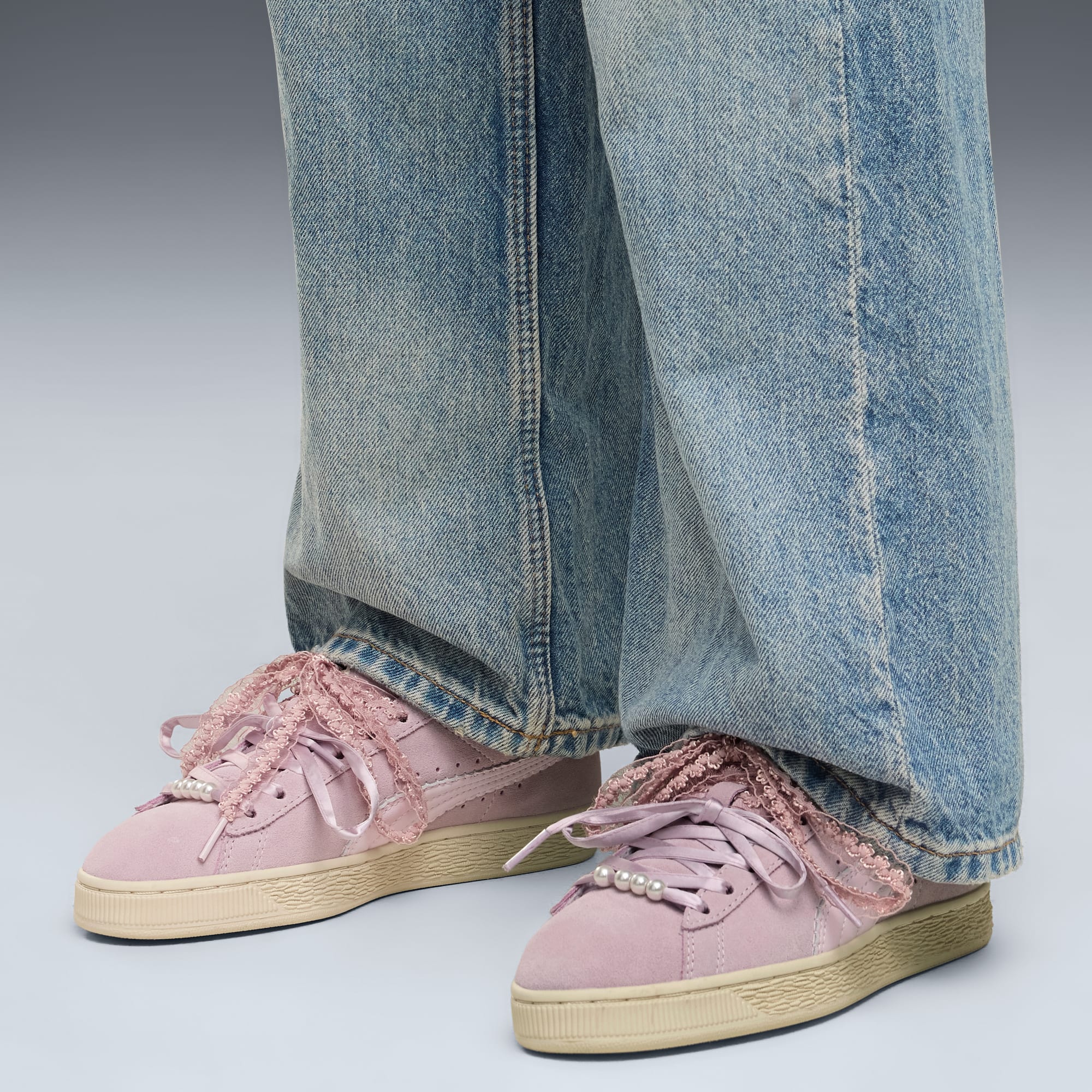 2 Colores, Tenis juveniles Suede Bloom – Misty Pink-Powder Pink – vista 2
