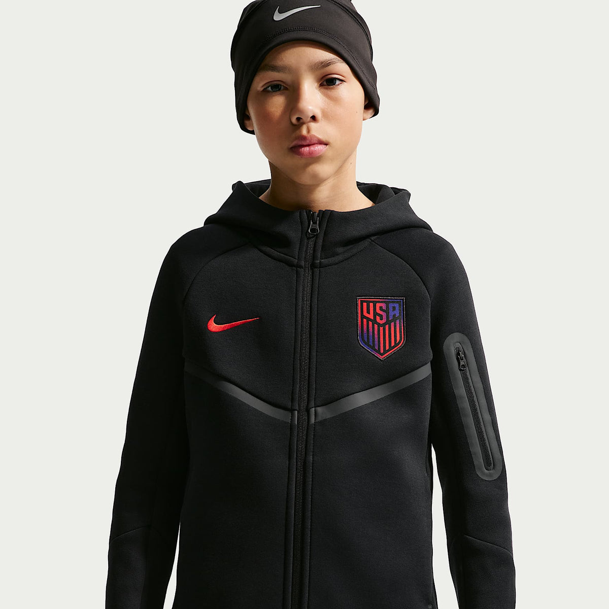 Sudadera con gorro de fútbol Nike de cierre completo para niño talla grande USMNT Tech Fleece – Negro/Rojo reto – vista 1