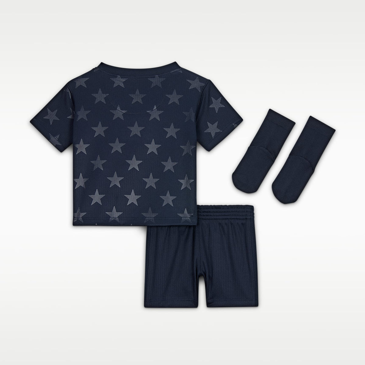 Kit de 3 piezas de futbol Nike Replica de la selección de futbol masculino de Estados Unidos visitante 2026 Stadium para bebé e infantil – Obsidiana oscuro/Rojo universitario/Platino puro – vista 2