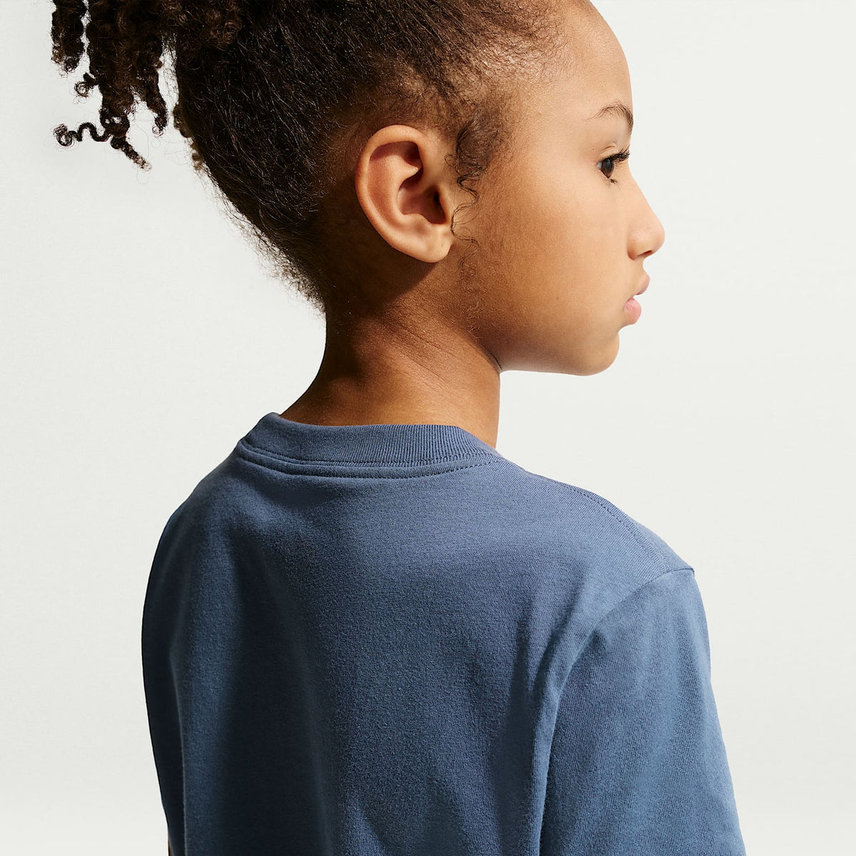 Playera de fútbol Nike para niños talla grande de la selección nacional de fútbol masculino de Estados Unidos – Azul difuso – vista 2