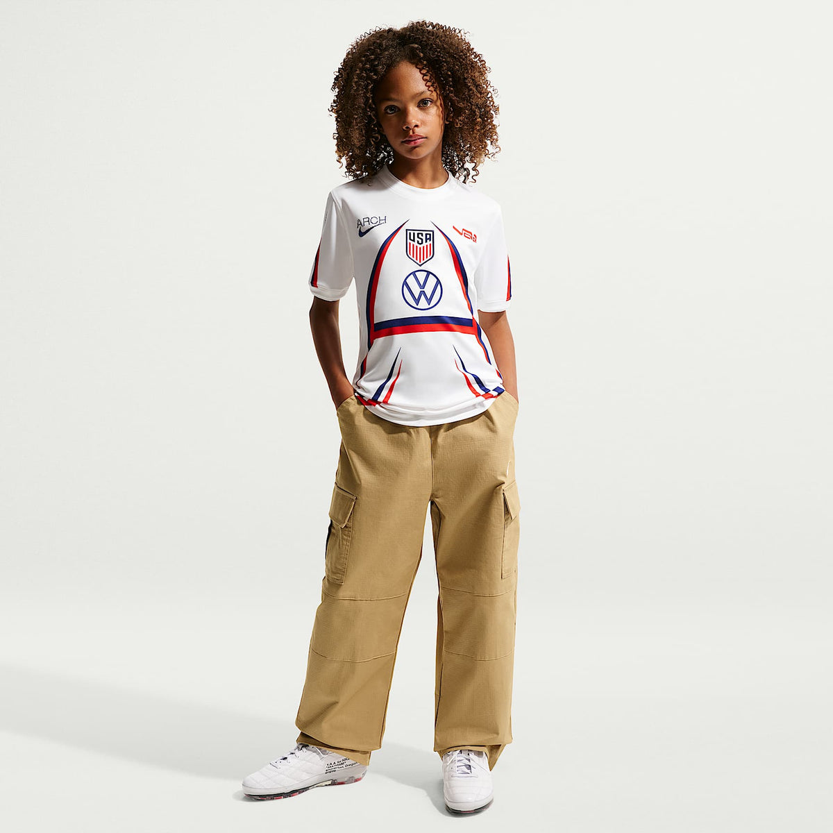 Playera de futbol de manga corta para niños talla grande USA x V.A.A. – Blanco/Azul royal intenso – vista 6