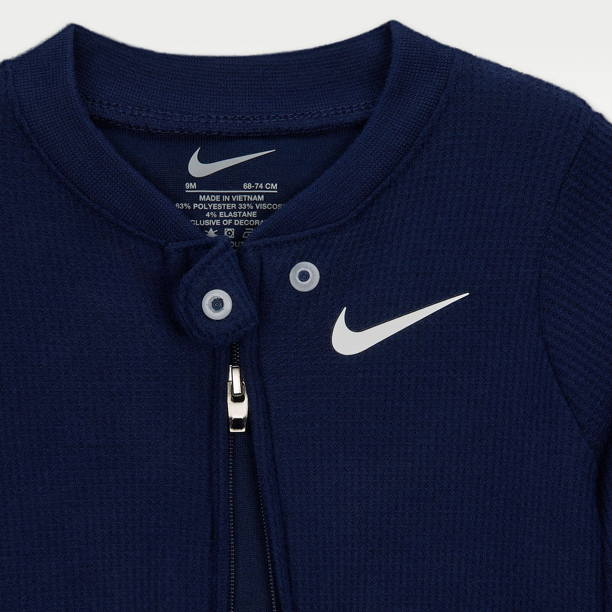 Mono completo de tejido Knit tipo waffle de viscosa para bebé Nike – Azul marino medianoche – vista 3