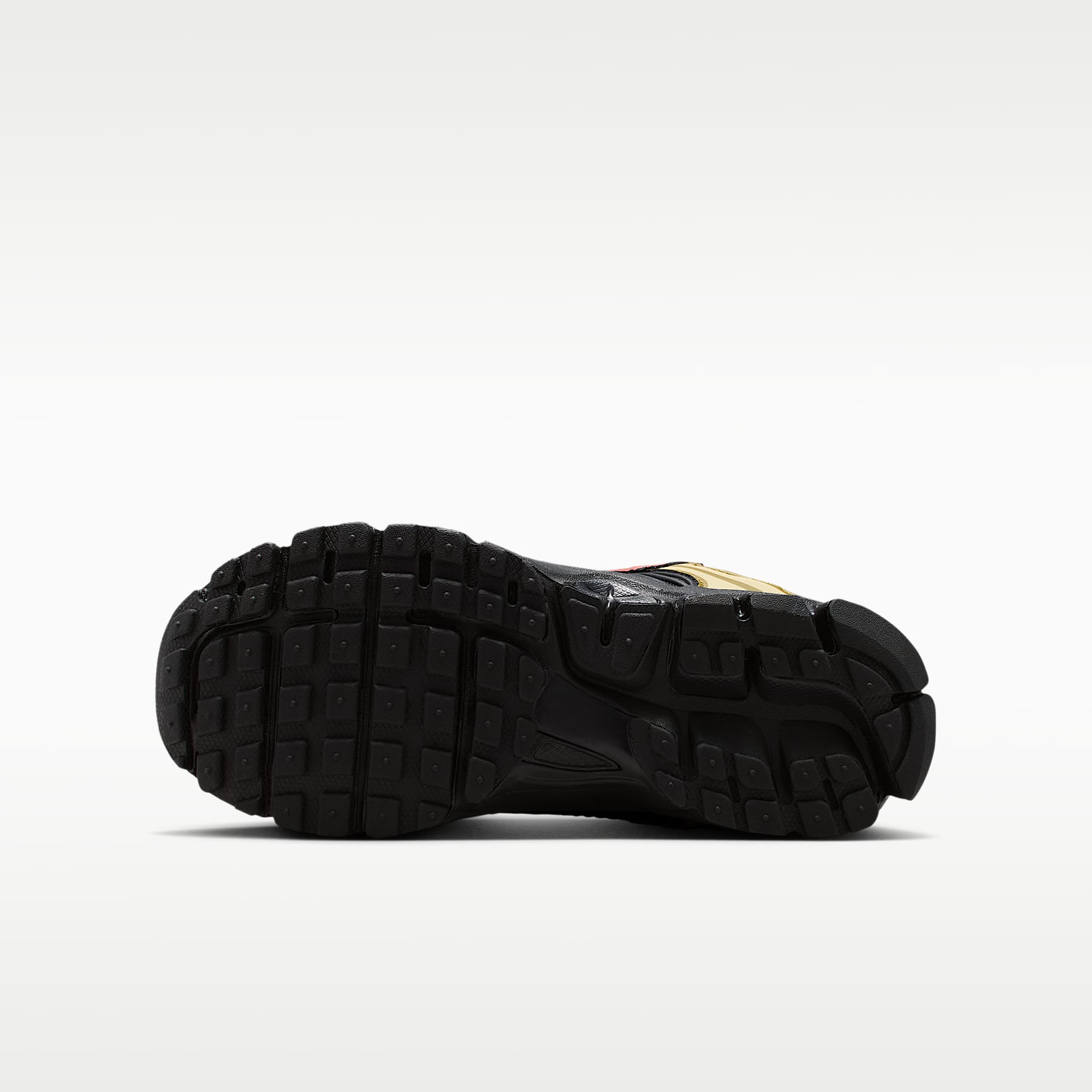 Nike Vomero 5 – Negro/Chaleco oliva/Musgo cuántico/Rojo picante – vista 2