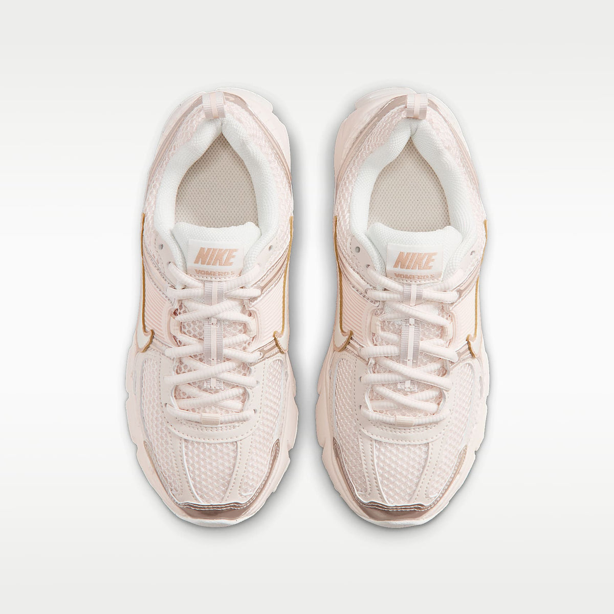 Nike Vomero 5 – Tiza/Vela/Tiza – vista 4