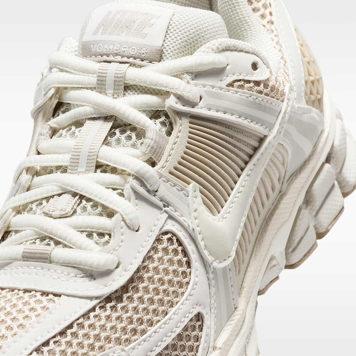 Nike Vomero 5 – Fantasma/Crema II/Vela/Hueso claro – vista 7