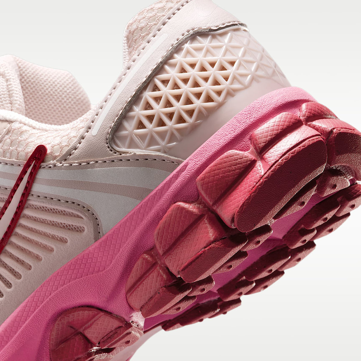 Nike Vomero 5 – Rojo sedimento/Peonía/Carmesí team/Rojo sedimento – vista 8
