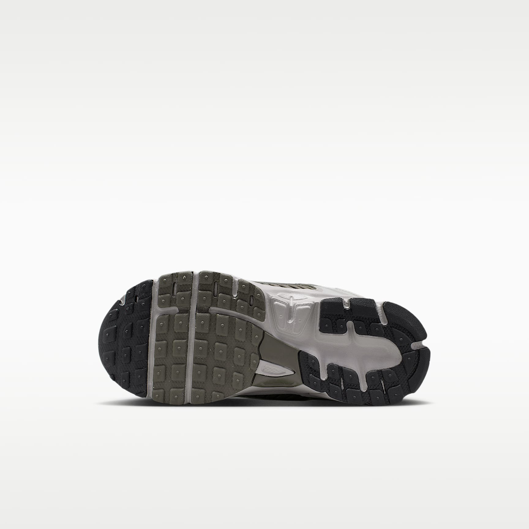 Nike Vomero 5 – Gris universitario/Cueva/Plata metalizado/Negro – vista 2