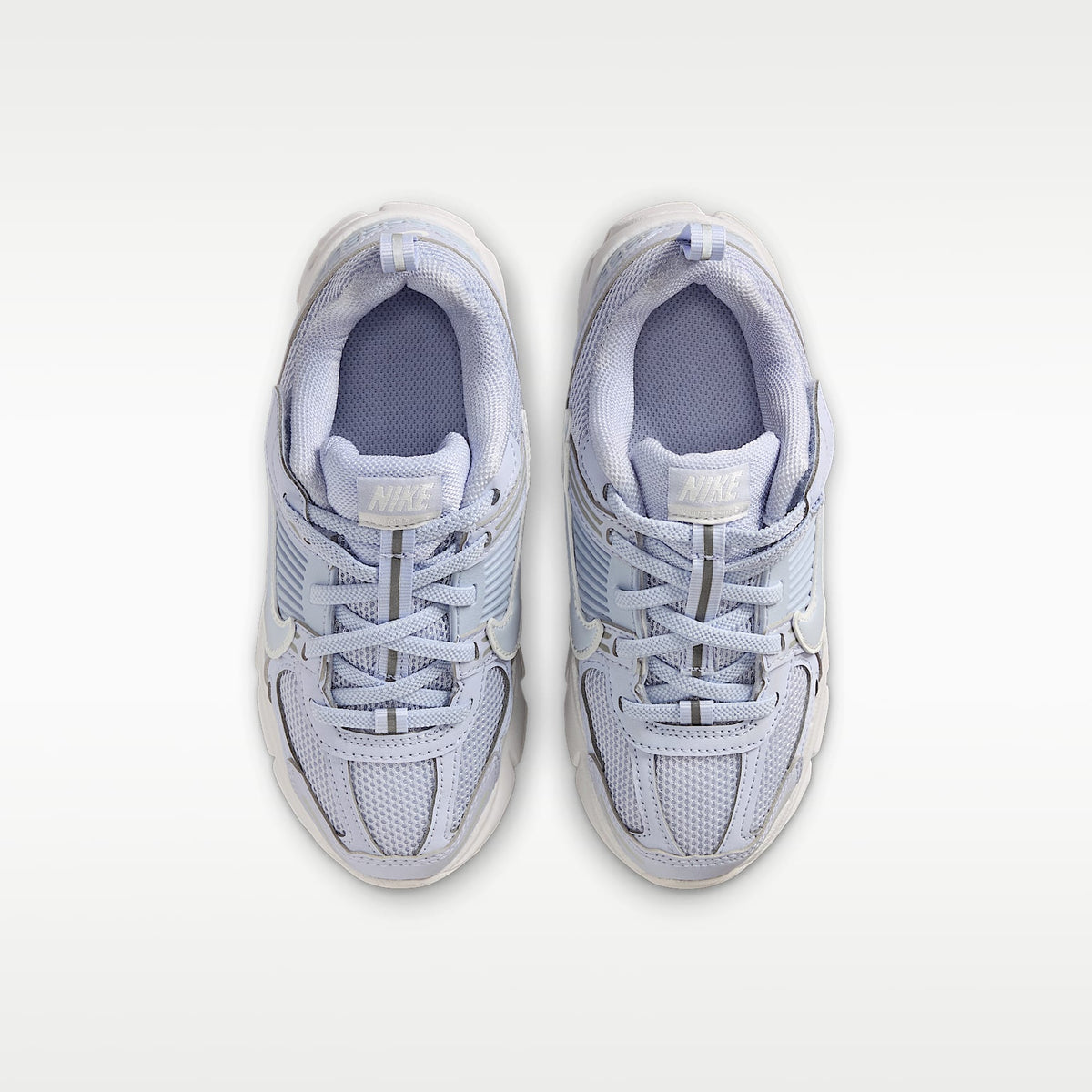 Nike Vomero 5 – Fantasma/Blanco cumbre/Tinte platino/Fantasma – vista 4
