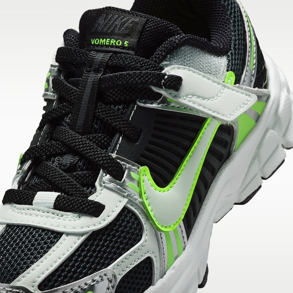 Nike Vomero 5 – Negro/Hielo volt/Antracita/Verde ligero – vista 7