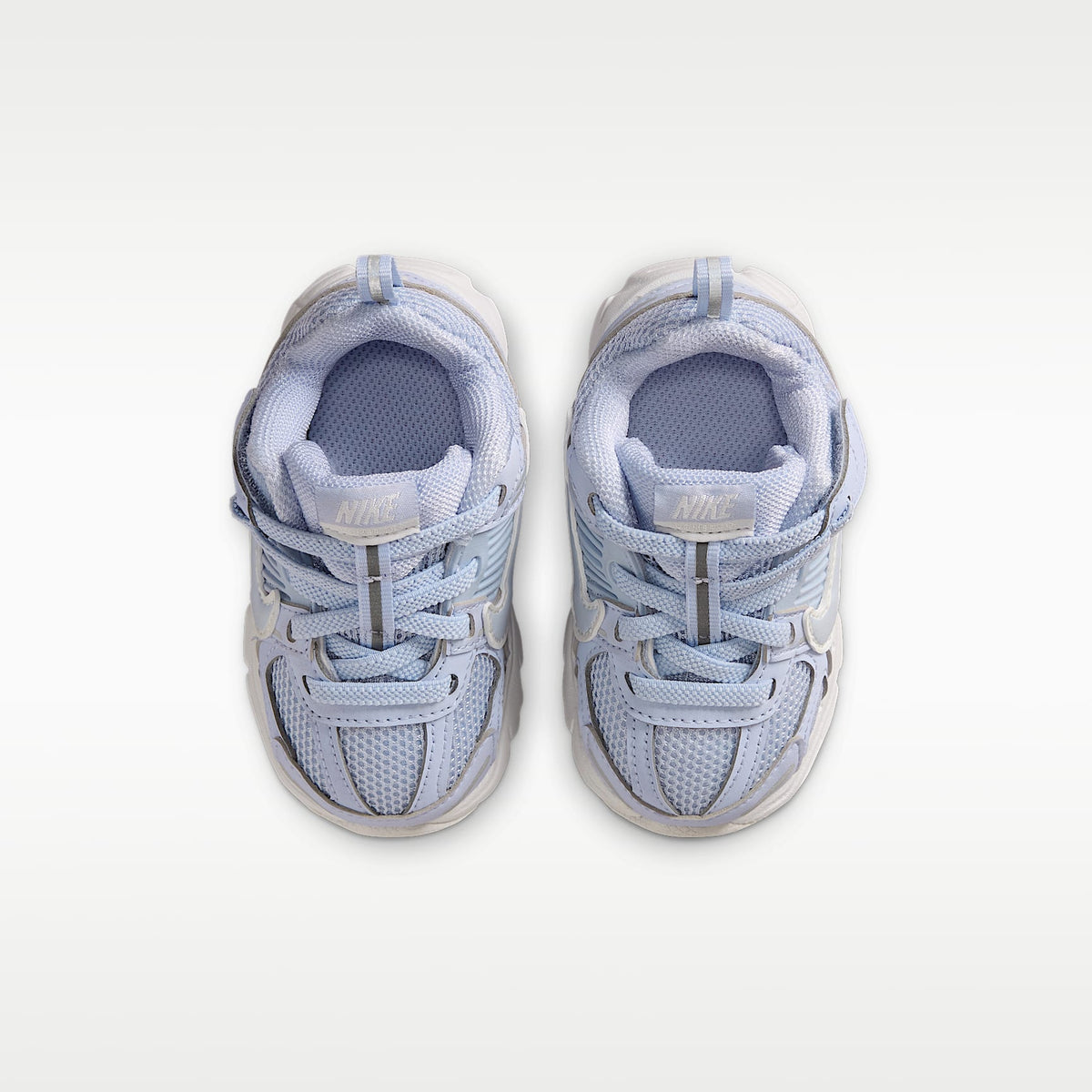 Nike Vomero 5 – Fantasma/Blanco cumbre/Tinte platino/Fantasma – vista 4