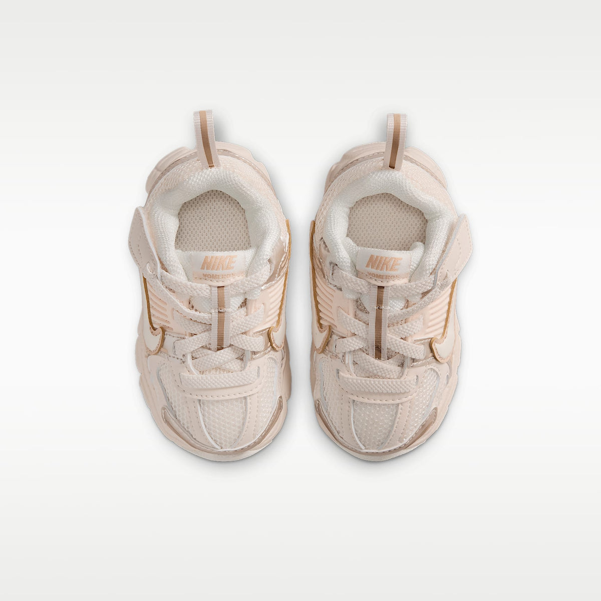 Nike Vomero 5 – Tiza/Vela/Tiza – vista 4