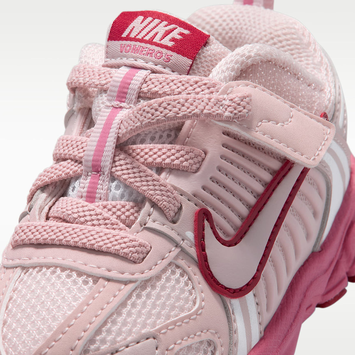 Nike Vomero 5 – Rojo sedimento/Peonía/Carmesí team/Rojo sedimento – vista 7