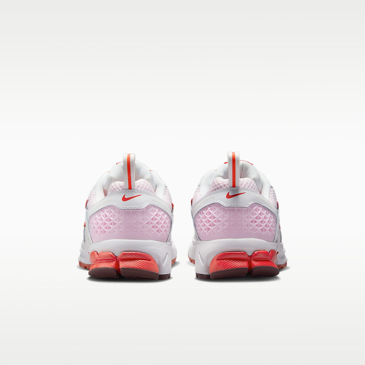 Nike Vomero 5 – Blanco cumbre/Espuma rosa/Rojo team oscuro/Carmesí claro – vista 6