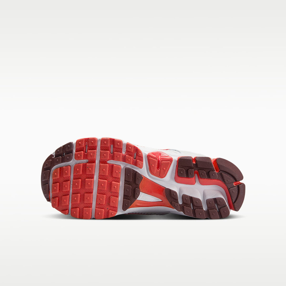 Nike Vomero 5 – Blanco cumbre/Espuma rosa/Rojo team oscuro/Carmesí claro – vista 2