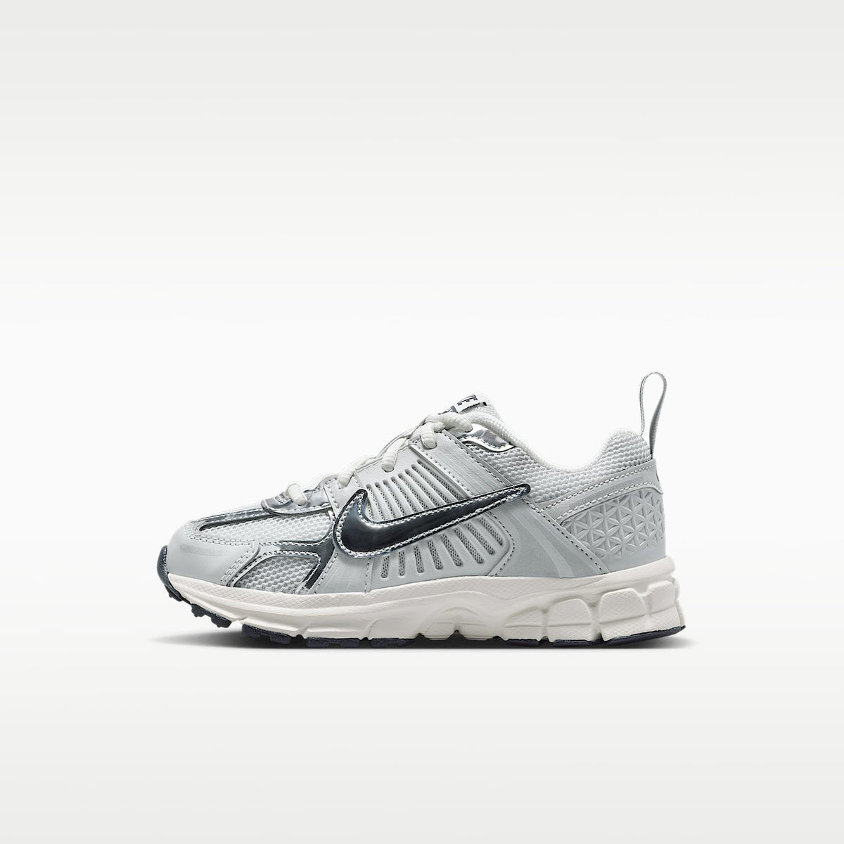 Nike Vomero 5 – Polvo fotón/Parrilla/Vela/Cromo – vista 1