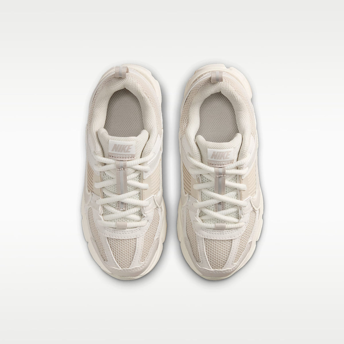 Nike Vomero 5 – Fantasma/Crema II/Vela/Hueso claro – vista 4