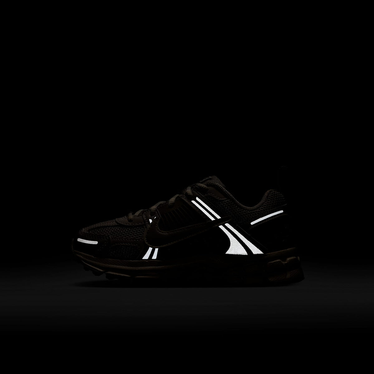 Nike Vomero 5 – Fantasma/Crema II/Vela/Hueso claro – vista 9