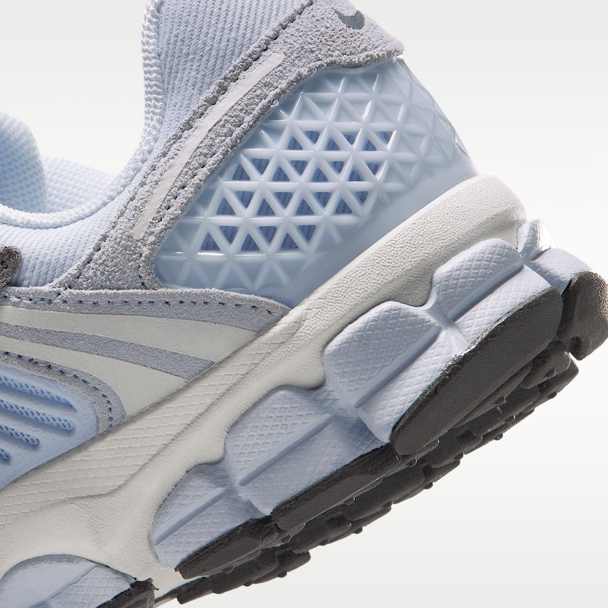 Nike Vomero 5 – Gris fútbol/Punta de Lápiz/Blanco cumbre – vista 8