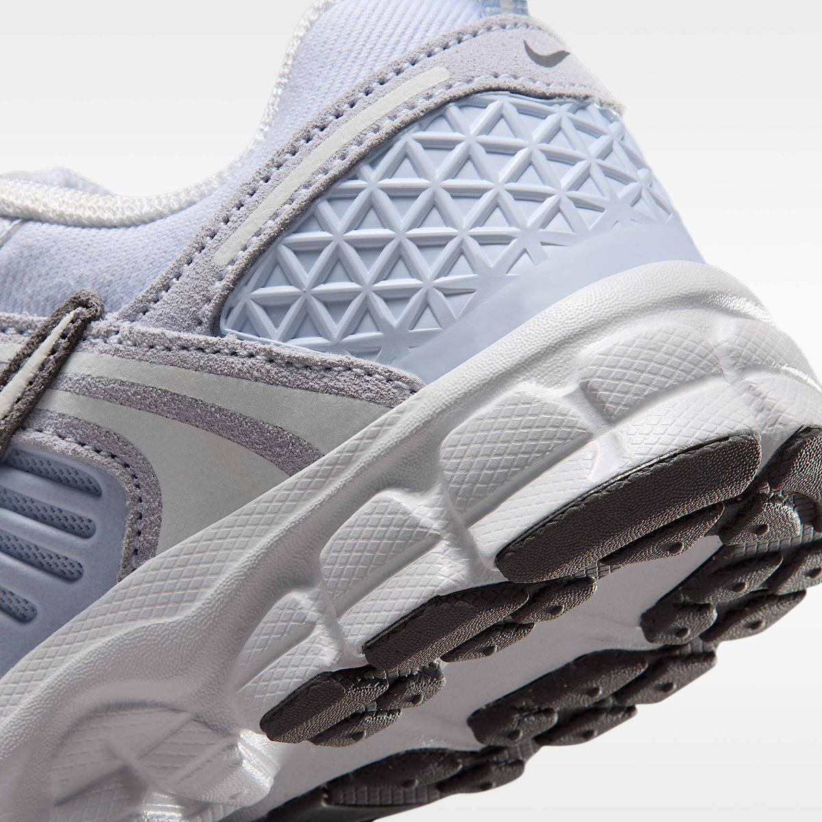 Nike Vomero 5 – Gris fútbol/Punta de Lápiz/Blanco cumbre – vista 8