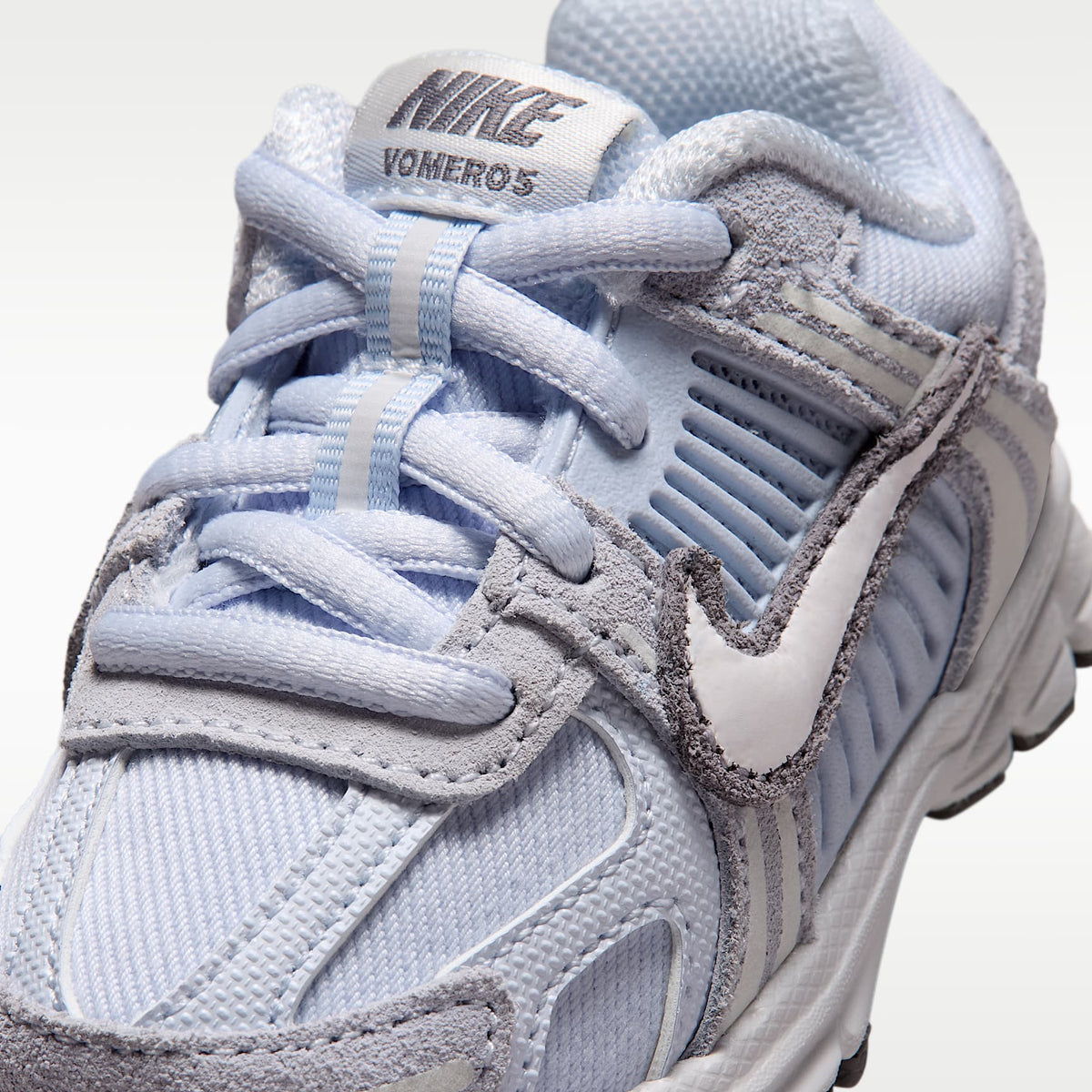 Nike Vomero 5 – Gris fútbol/Punta de Lápiz/Blanco cumbre – vista 7