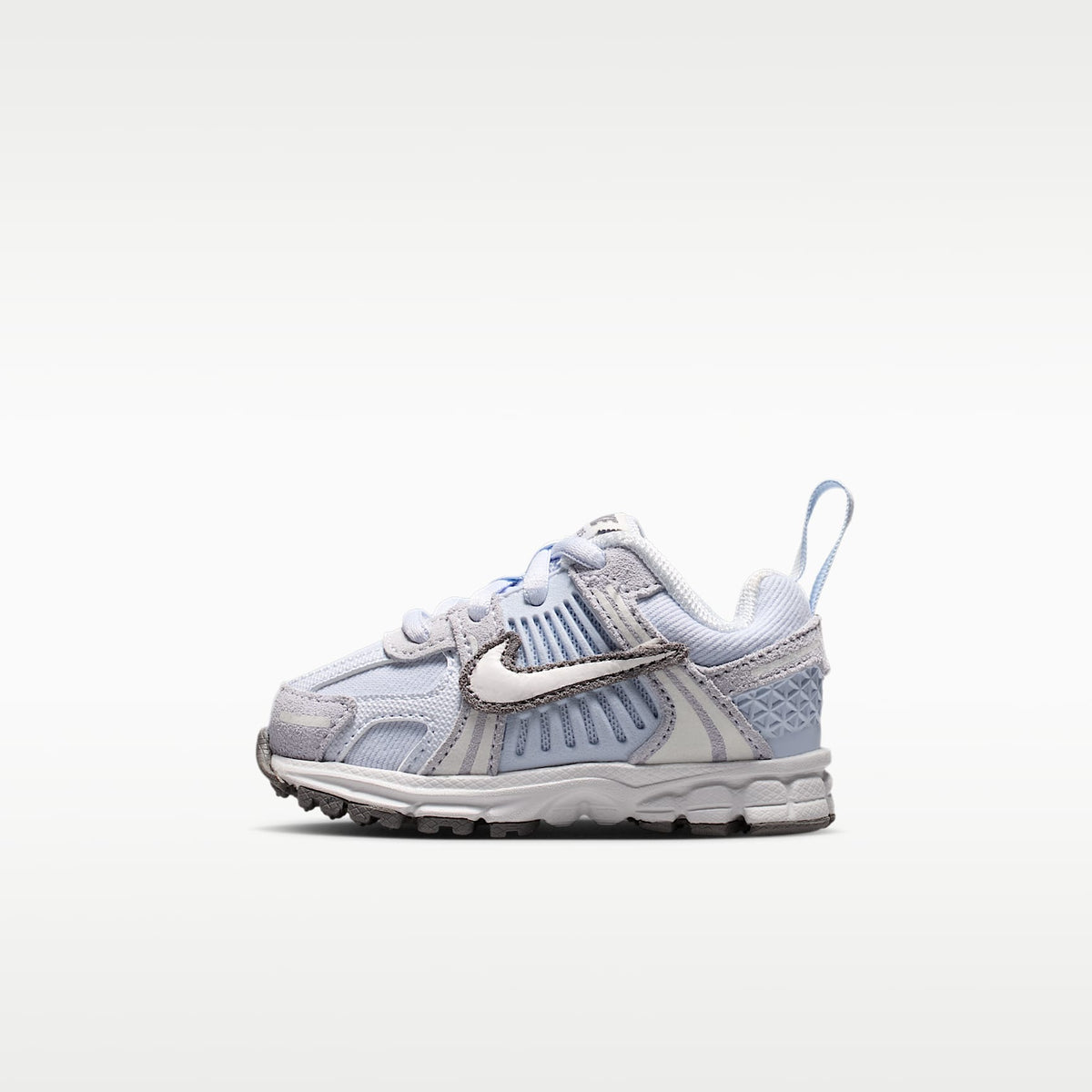Nike Vomero 5 – Gris fútbol/Punta de Lápiz/Blanco cumbre – vista 1