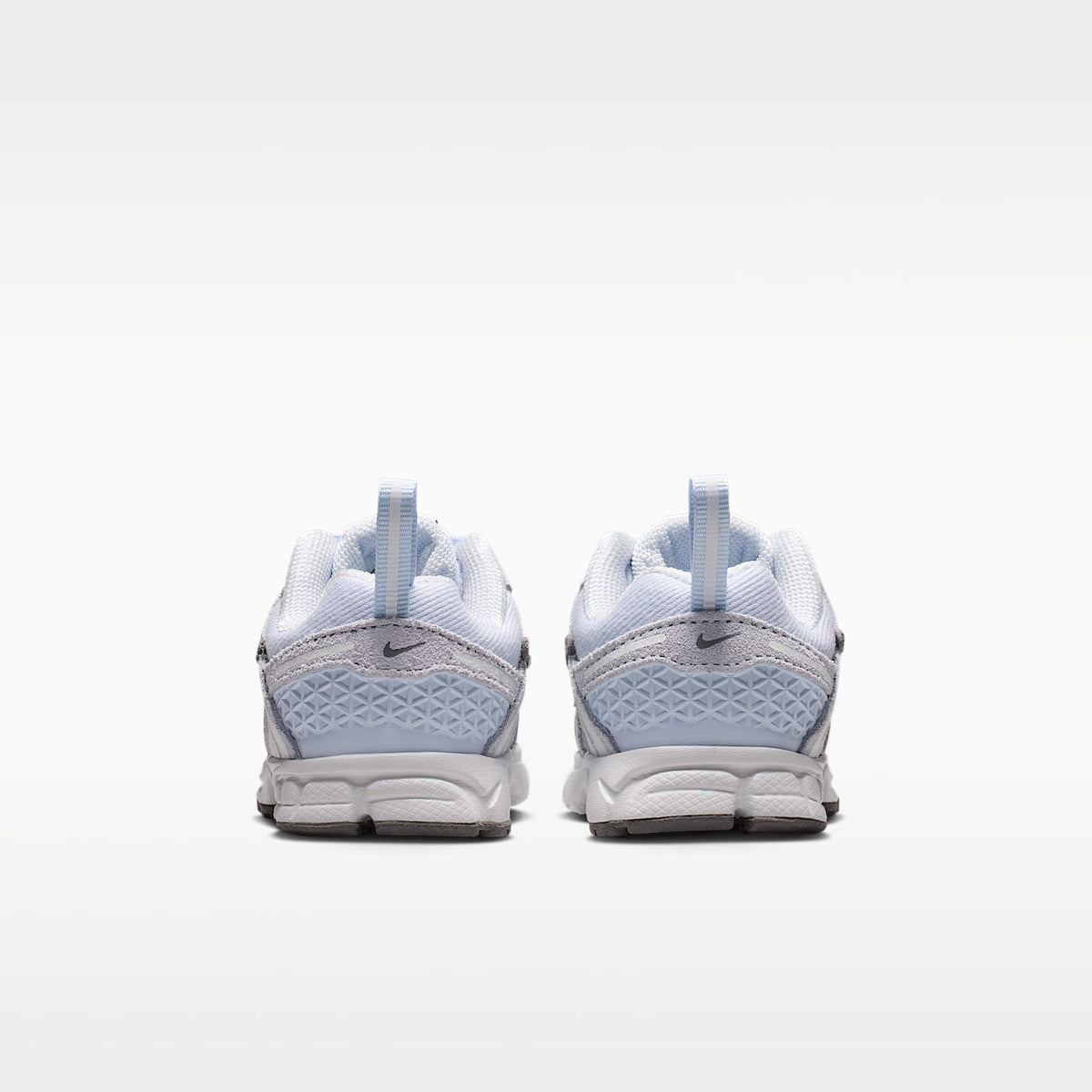 Nike Vomero 5 – Gris fútbol/Punta de Lápiz/Blanco cumbre – vista 6