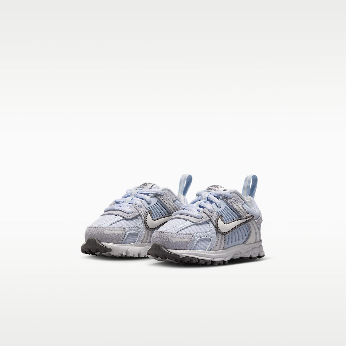 Nike Vomero 5 – Gris fútbol/Punta de Lápiz/Blanco cumbre – vista 5